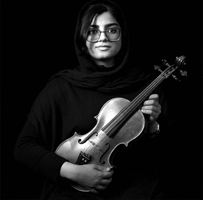 نازک-محمد-کاشی-آموزش-ویولن-مدرس-خانم-آموزشگاه-موسیقی-شرق-تهران-هیوا-اساتید