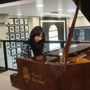 پریناز-عسگری-آموزش-پیانو-اساتید-بهترین-آموزشگاه-موسیقی-شرق-تهران-هیوا-ثبت-نام-کلاس